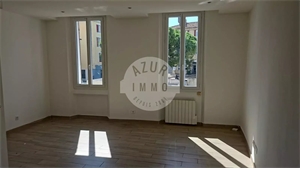 appartement à la vente -   13400  AUBAGNE, surface 34 m2 vente appartement - APR745341